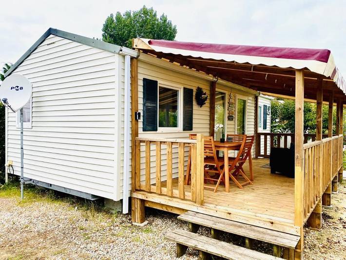Camping pour 6 personnes, avec jardin ainsi que sauna et piscine, animaux acceptés à Saint-Denis-d'Oléron - 3