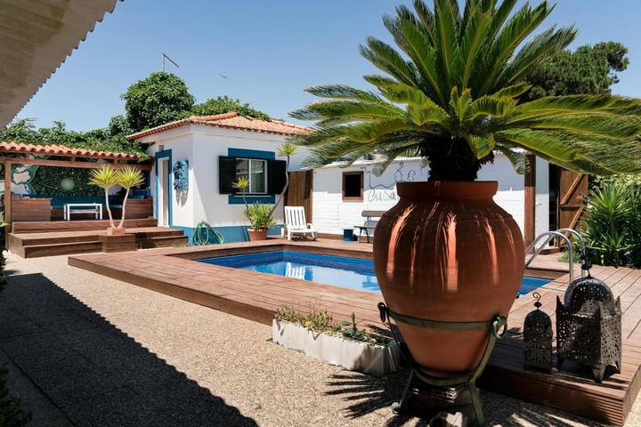 Maison d’hôte pour 5 personnes, avec Terrasse ainsi que Jardin et Piscine à Costa da Caparica