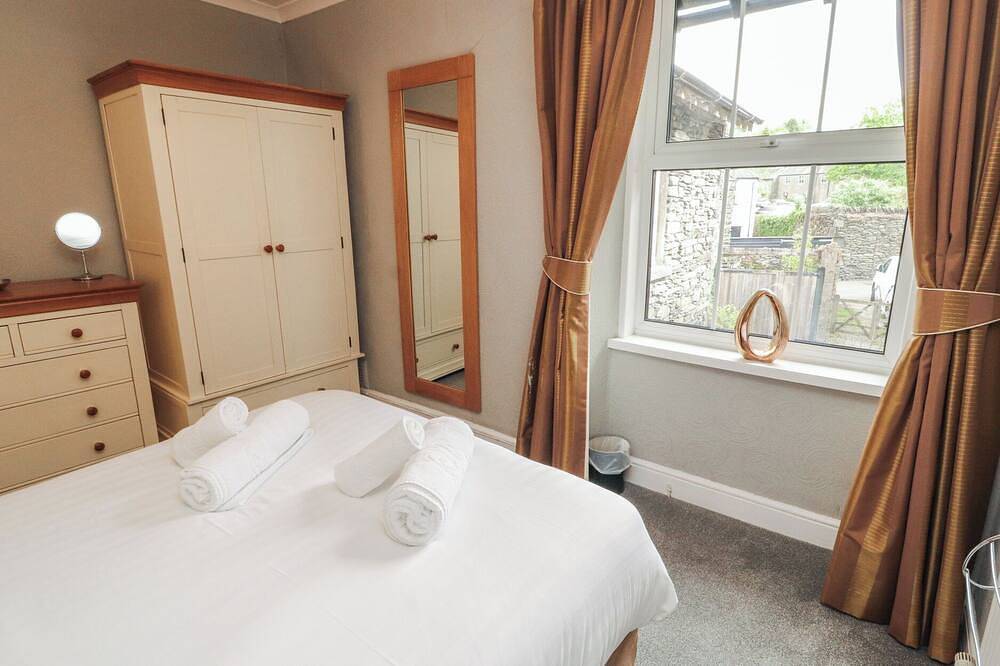 Gildabrook Cottage, pet friendly in Bowness-On-Windermere in Bowness-on-Windermere, Lake District