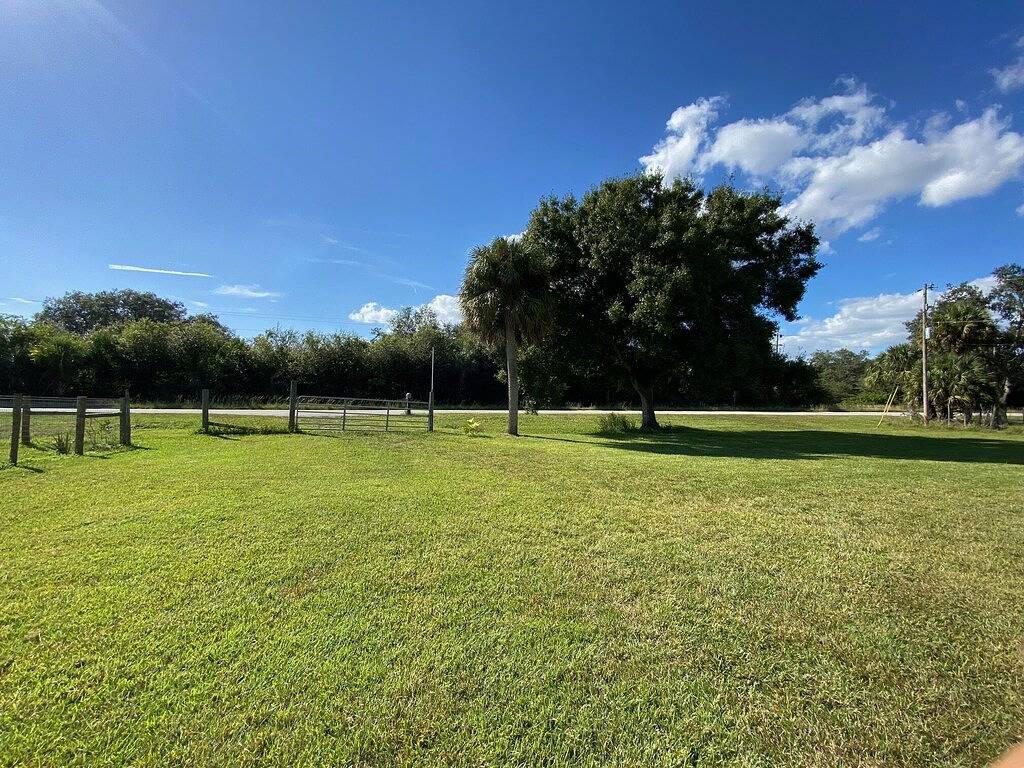 Relax!!! Bring your boat and fish Lake Okeechobee! in Lake Okeechobee
