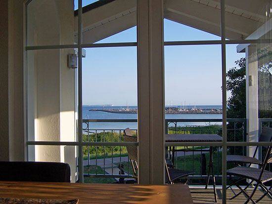 Apartamento entero, Direkt am Ostseesandstrand mit Meerblick!, Wlan, Waschmaschine, bis 5 Personen in Hauptstrand Glowe, Glowe