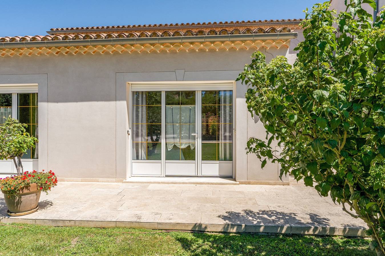 Chambre 'Jean Giono', La Bastide des Mereuilles avec terrasse privée, Wi-Fi et climatisation in Orange, Vaucluse