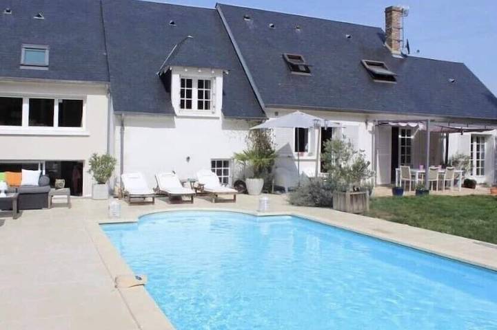 Location de vacances pour 7 personnes, avec Terrasse et Jardin à Chambray-lès-Tours