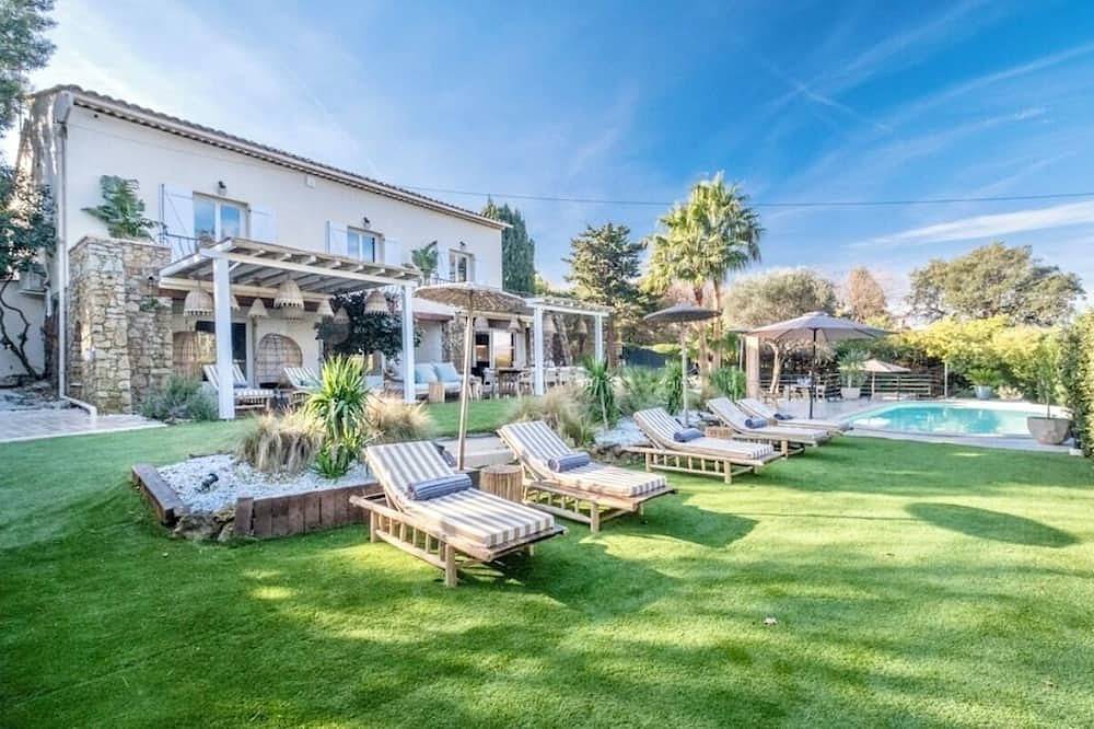 Casa vacanza a Var a partire da 1206€ a notte