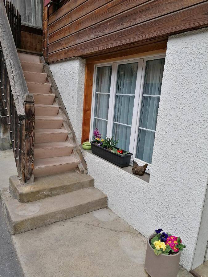 Gîte pour 5 personnes, avec vue à Brienzwiler - 2