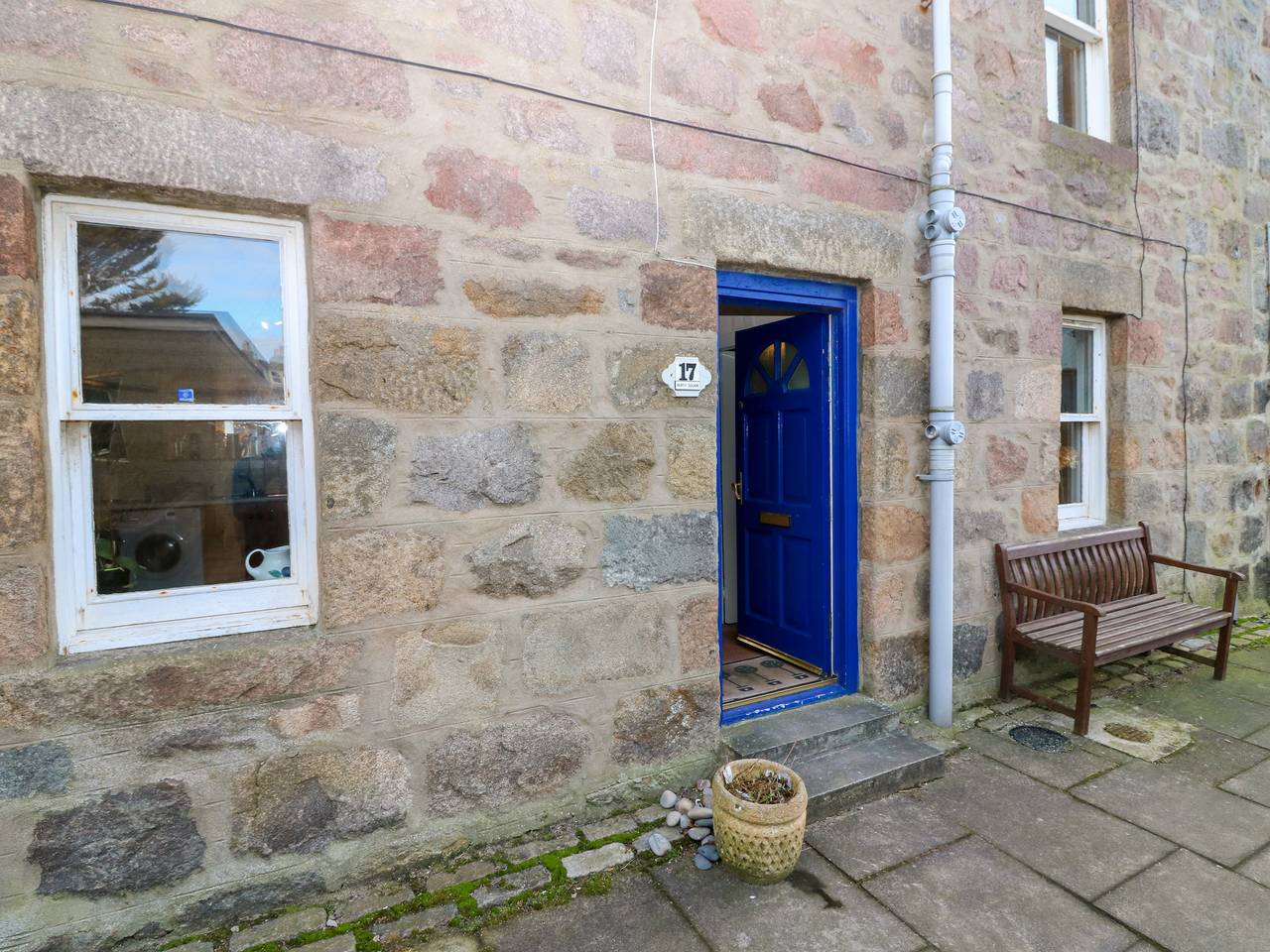 Footdee Cottage in Aberdeen, Aberdeenshire