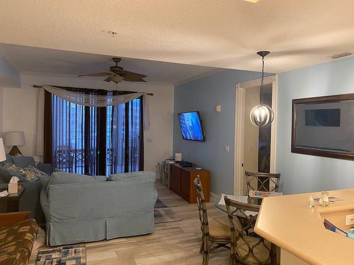 Vacation rental for 4 people, with hot tub and balcony as well as sauna and pool in Ponce Inlet
