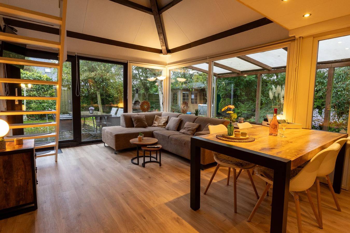 Holiday home "Holiday home with jaccuzi" in Stavenisse, North Sea Netherlands
