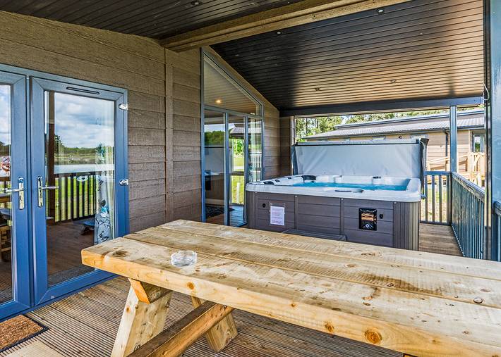 Last minute chalet for 4 people in East Midlands