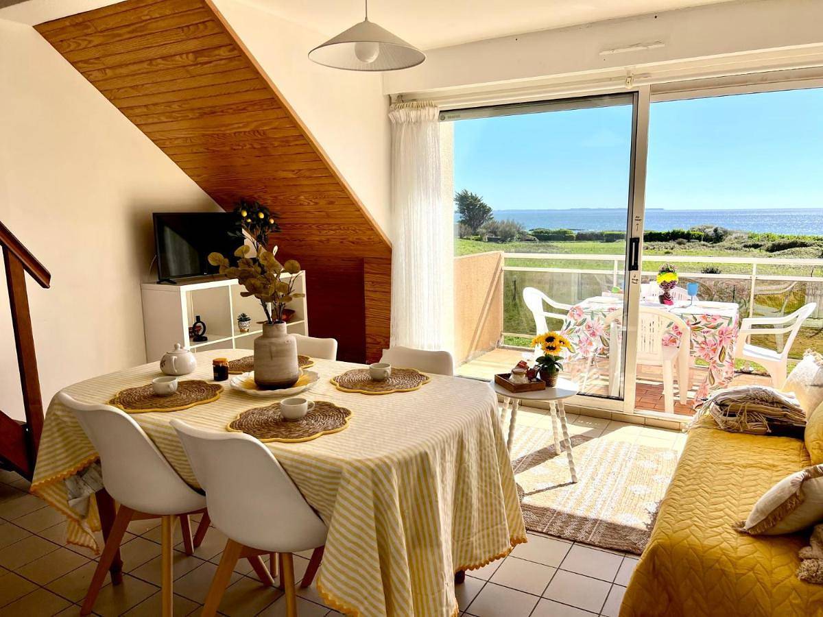 Appartement entier, Two-Bedroom Apartment with Terrace and Sea View in Clohars-Carnoët, Région de Quimper