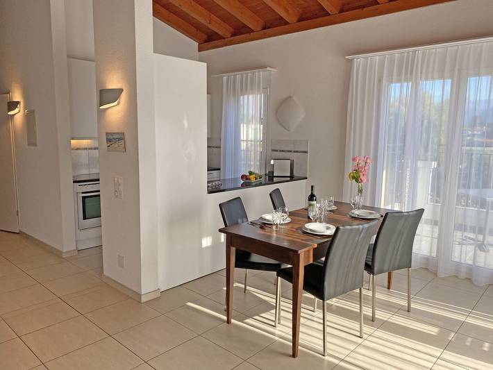 Ganze Wohnung, Casa la Brima – Helle, grosszügige Wohnung im obersten Stock in Ascona, Tessiner Alpen