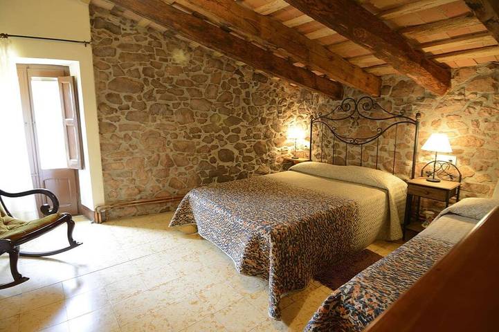 Gîte Mas Romeu pour 12 personnes in Arbúcies, Montseny Natural Park