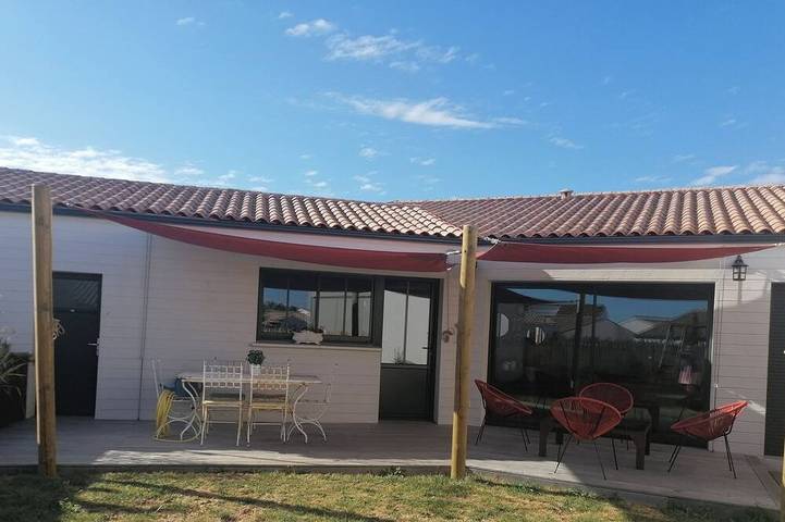 Maison de vacances pour 4 personnes, avec jardin, animaux acceptés à Marsilly