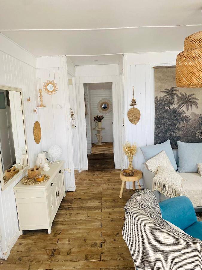 Chalet de plage, authentique ! in Plage des Chalets, Gruissan