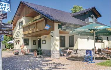 Ferienwohnung für 9 Personen, mit Garten und Terrasse, mit Haustier in Eibenstock