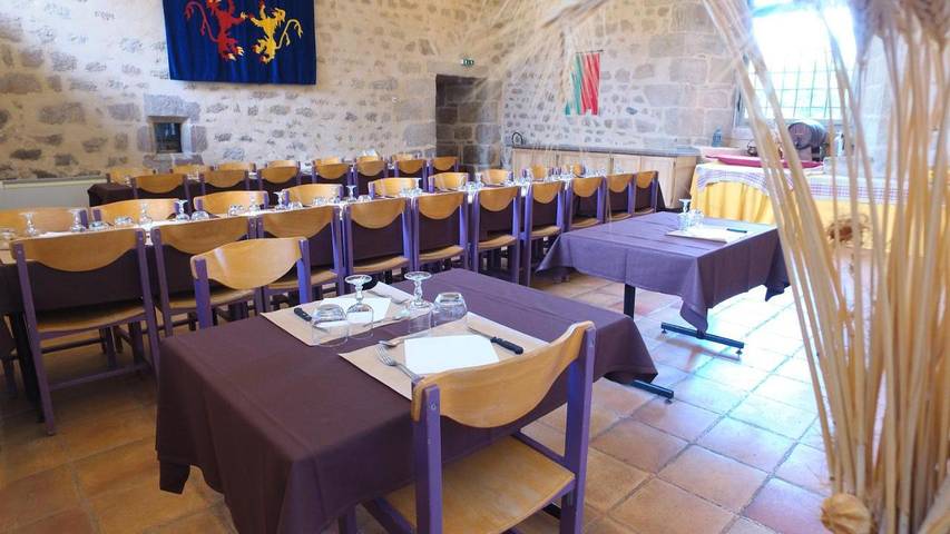 Parc de vacances pour 4 personnes, avec jardin ainsi que piscine et bassin pour enfant à Nedde - 3