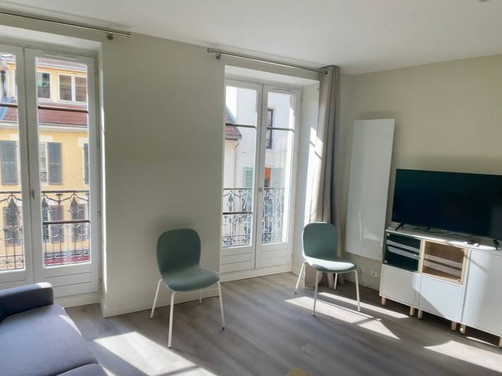 Location de vacances pour 2 personnes, avec balcon à Aix-les-Bains