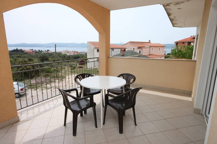 Ferienwohnung für 5 Personen, mit Balkon/Terrasse in Sveti Petar na Moru