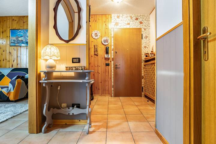 Ganze Wohnung, Ferienwohnung 'Appartamento Vioz' mit Bergblick und Balkon in Celledizzo, Peio