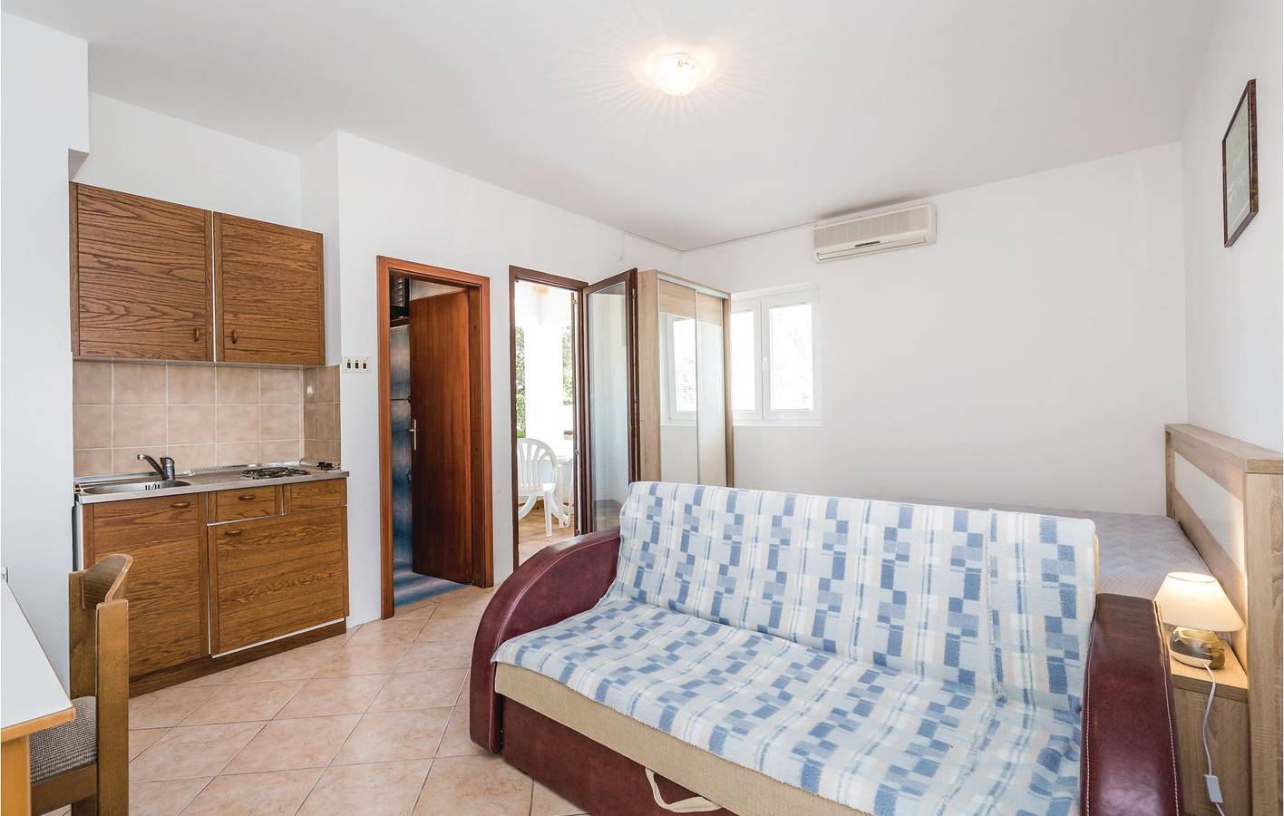 Apartamento vacacional entero, Apartamento de vacaciones para 3 personas con terraza in Mandre, Pag