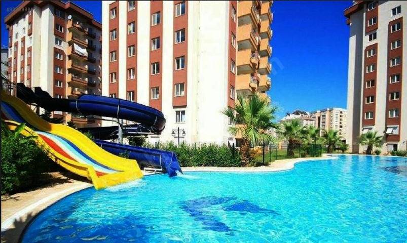 Appartement de vacances pour 6 personnes, avec piscine et jardin, animaux acceptés
