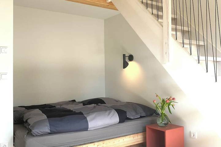 Helles Ferienhaus am Zenssee mit Kamin und Terrasse in Lychensee, Lychen