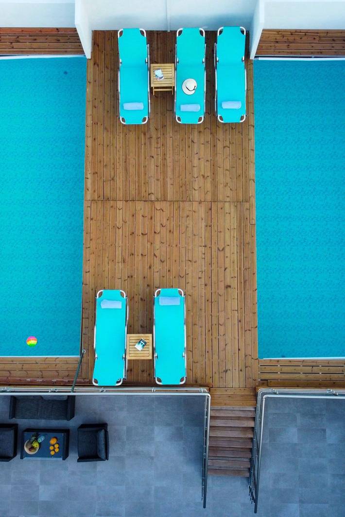 Chambre d’hôtes pour 3 personnes, avec Balcon ainsi que Jardin et Piscine