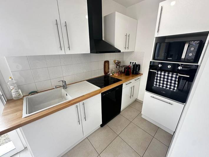 Location de vacances pour 6 personnes, avec vue et jardin à Sainte-Savine - 4