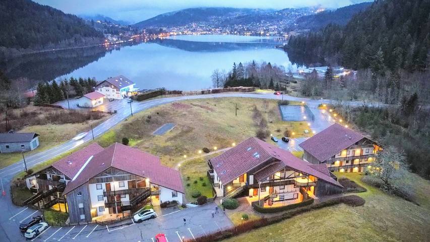 Apartamento de férias para 4 pessoas, com jardim e vista para o lago, adaptado a crianças - 1