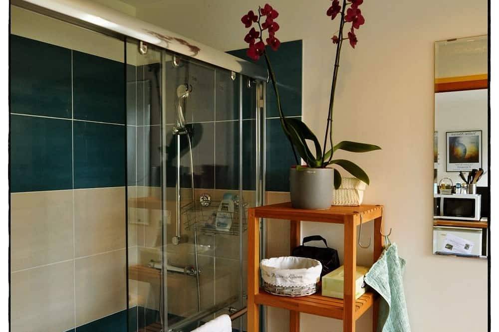 Séjour bien-être (massage, sauna, jacuzzi) en gîte avec jardin à 800 m des plage in Porspoder, Région de Brest