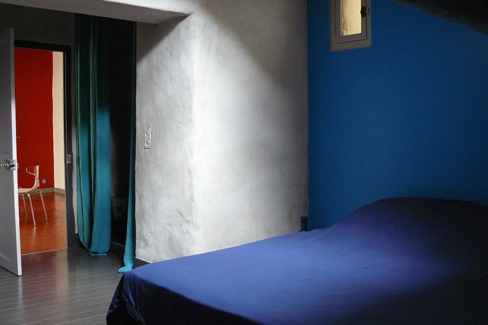 Appartement entier, Appartement familial de 150 m²   au  cœur historique de la ville in Perpignan, Côte d'Améthyste