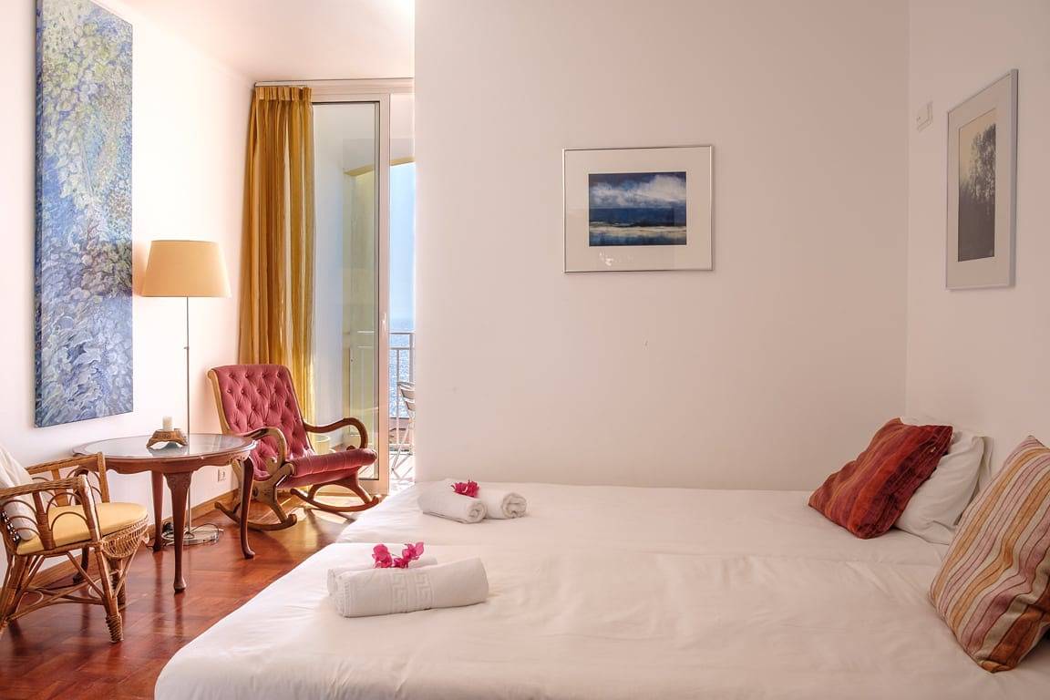 Ganze Wohnung, Ferienwohnung für 3 Personen mit Balkon in Caniço de Baixo, Caniço