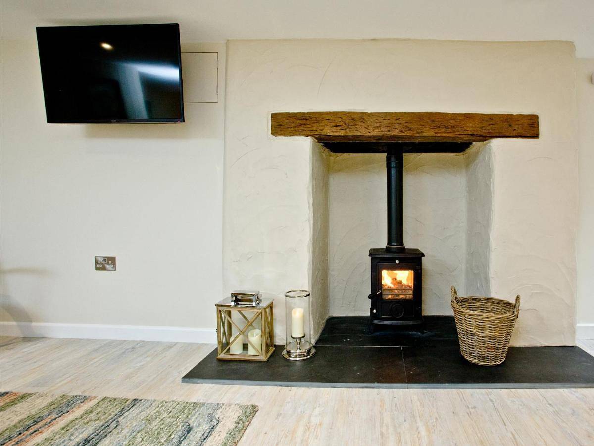 Two-Bedroom Holiday Home in Tavistock, Devon