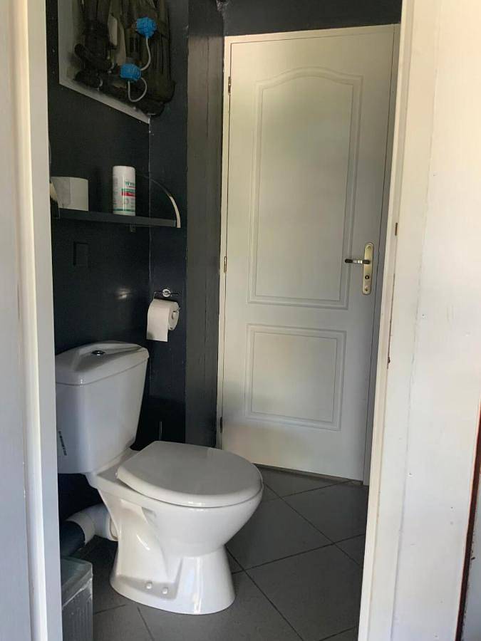 Location de vacances pour 7 personnes, avec vue ainsi que jardin et piscine, animaux acceptés à Olargues - 2