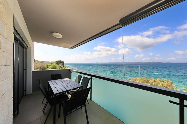 Ferienwohnung für 5 Personen, mit Terrasse und Garten in Zadar (Kommun)