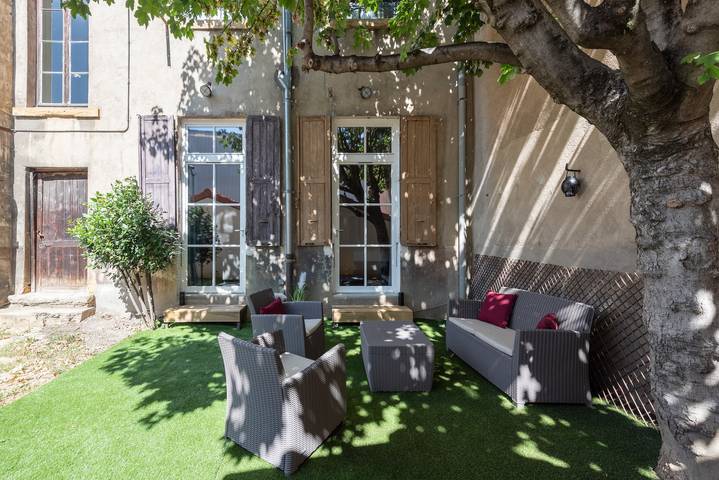 Ferienwohnung für 4 Personen, mit Garten in Lyon