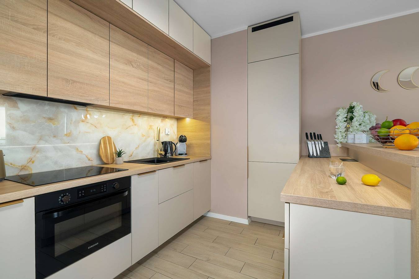 Ganze Wohnung, Modern Apartment with a View | Parking | Balcony in Posen, Großpolen