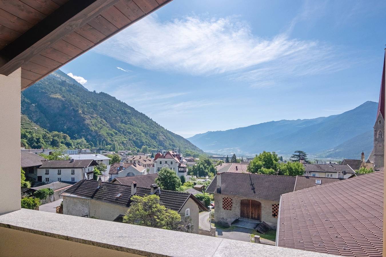 Ganze Wohnung, Ferienwohnung 'Residenz Schnatzhof D13' mit Bergblick, Gemeinschaftspool und Wi-Fi in Schlanders, Nationalpark Stilfser Joch