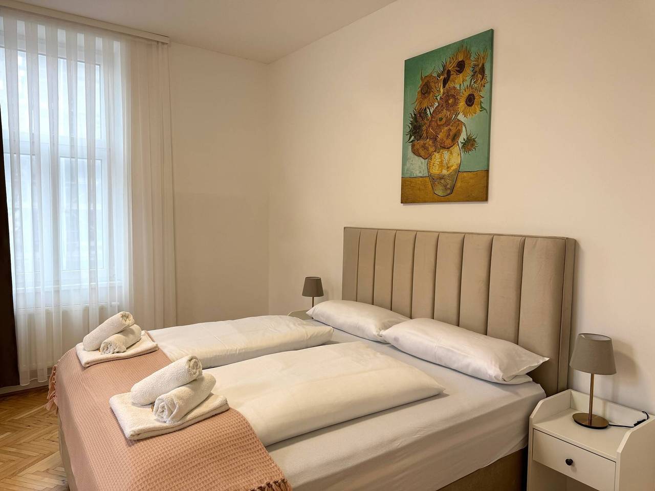 Hel lejlighed, Apartment in Staatsoper Nähe  prime location in Wien, Wienerwald