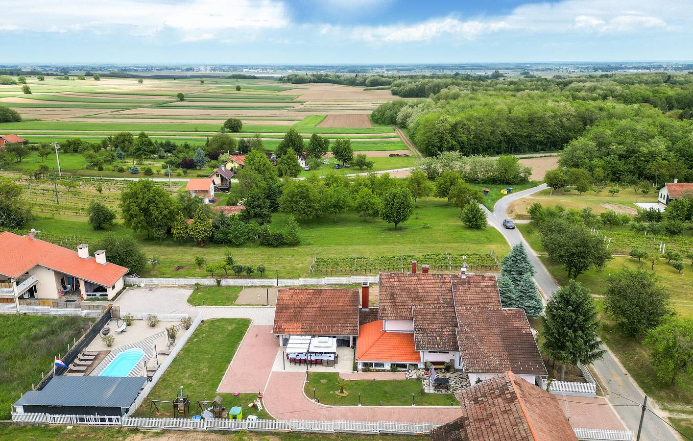 Gezellig appartement van 29 m² met wifi, zwembad, terras en barbecue in Koprivnica-Krizevci