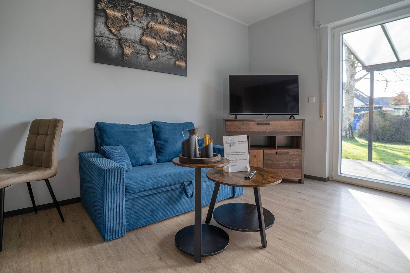 Ganze Wohnung, Ferienwohnung 'Wattwurm' mit Gemeinschaftsgarten und Wi-Fi in Norddeich, Norden und Umgebung