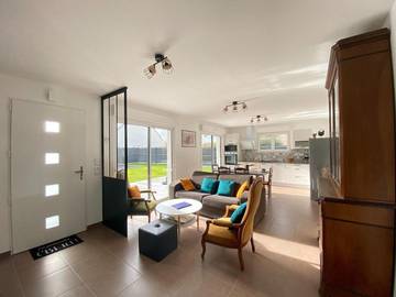 Gîte pour 6 personnes, avec jardin et terrasse à Anneville-sur-Mer