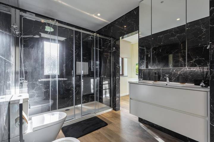 Four-Bedroom House in Bombarral, Leiria distrito