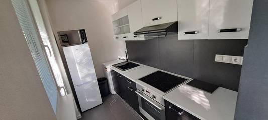 Gîte pour 3 personnes, avec vue et balcon à Prievidza