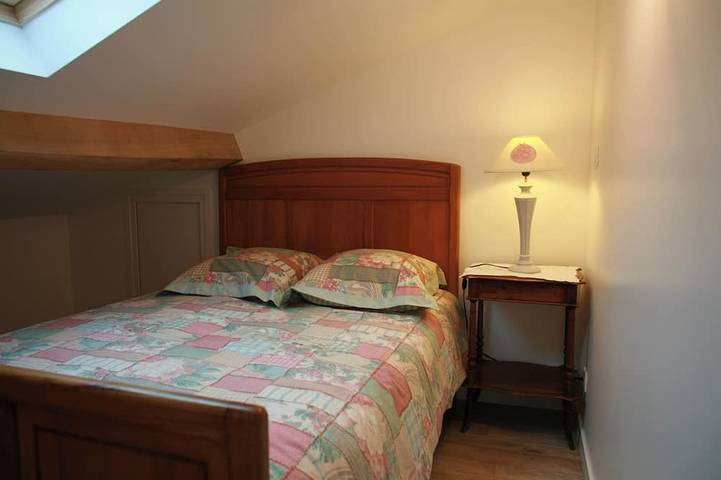 Location de vacances pour 4 personnes, avec terrasse et jardin à Civrieux (Ain) - 3