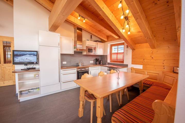 Ferienwohnung für 8 Personen, mit Balkon und Ausblick in Krimml - 2