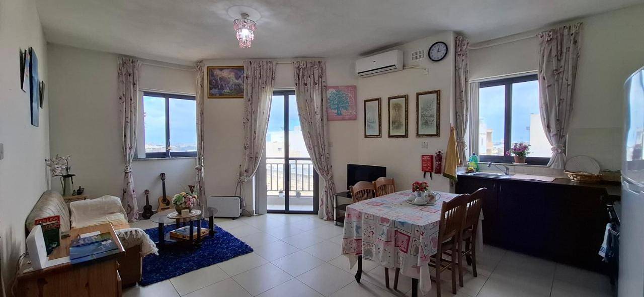 Appartement entier, Spacious 1Br Apartment - 10 Min Walk to Airport in Gudja, Île de Malte