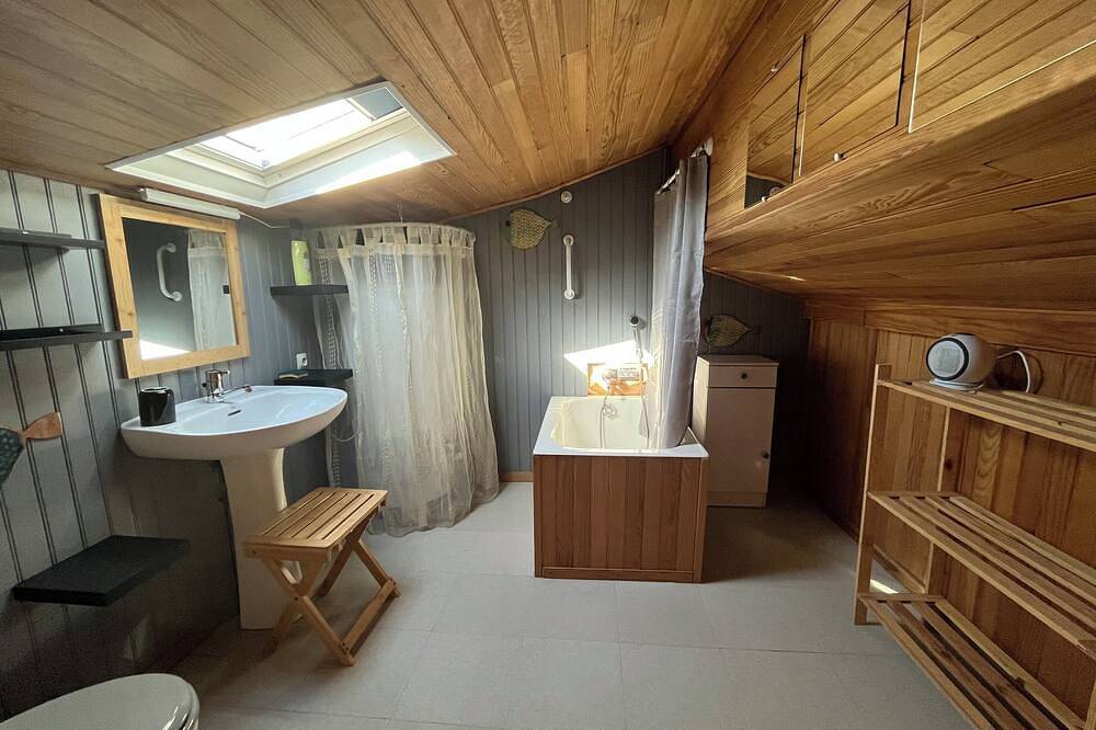 Quiet house close to Collioure, sea, mountains, 2 mountain bikes available in La Côte Vermeille, Saint-André