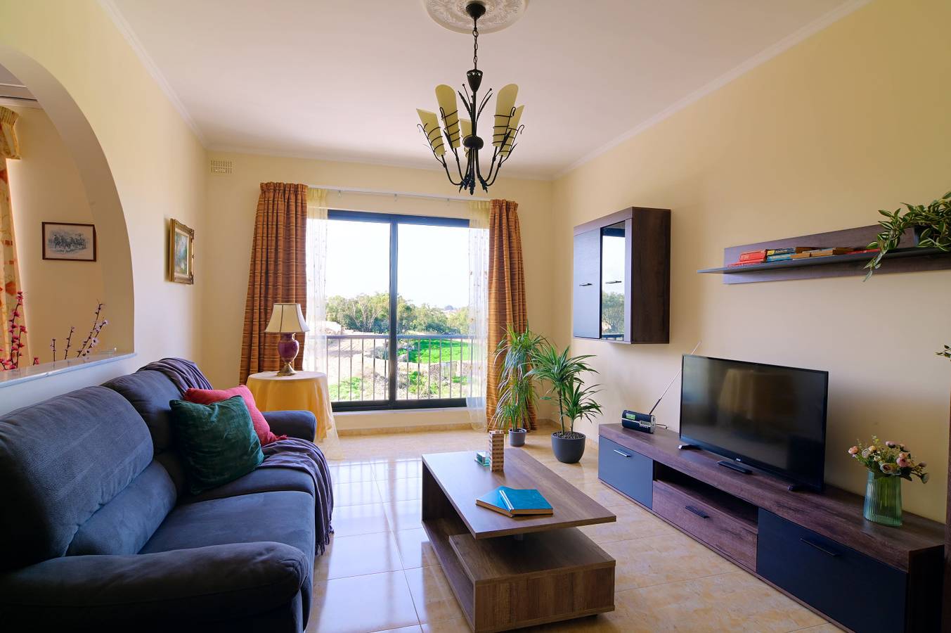 Holiday Apartment for 6 People in Marsaskala, Malta Island