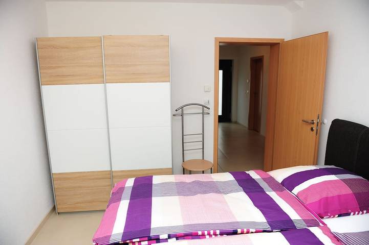 Ganze Wohnung, Direkt in Tettnang. Mit Terrasse. Eigener Parkplatz. in Tettnang, Region Bodensee-Oberschwaben